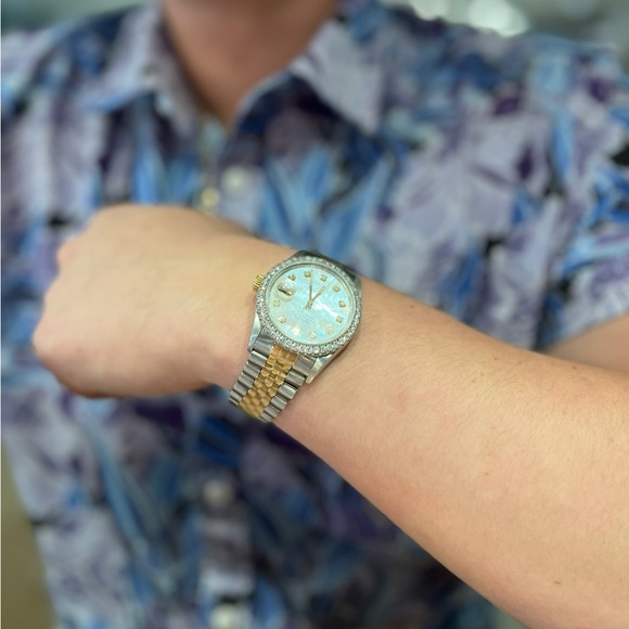 Vintage 1986 Diamond Bezel Oyster Perpetual Datejust Watch Mother of Pearl Face - Picture 7 of 10